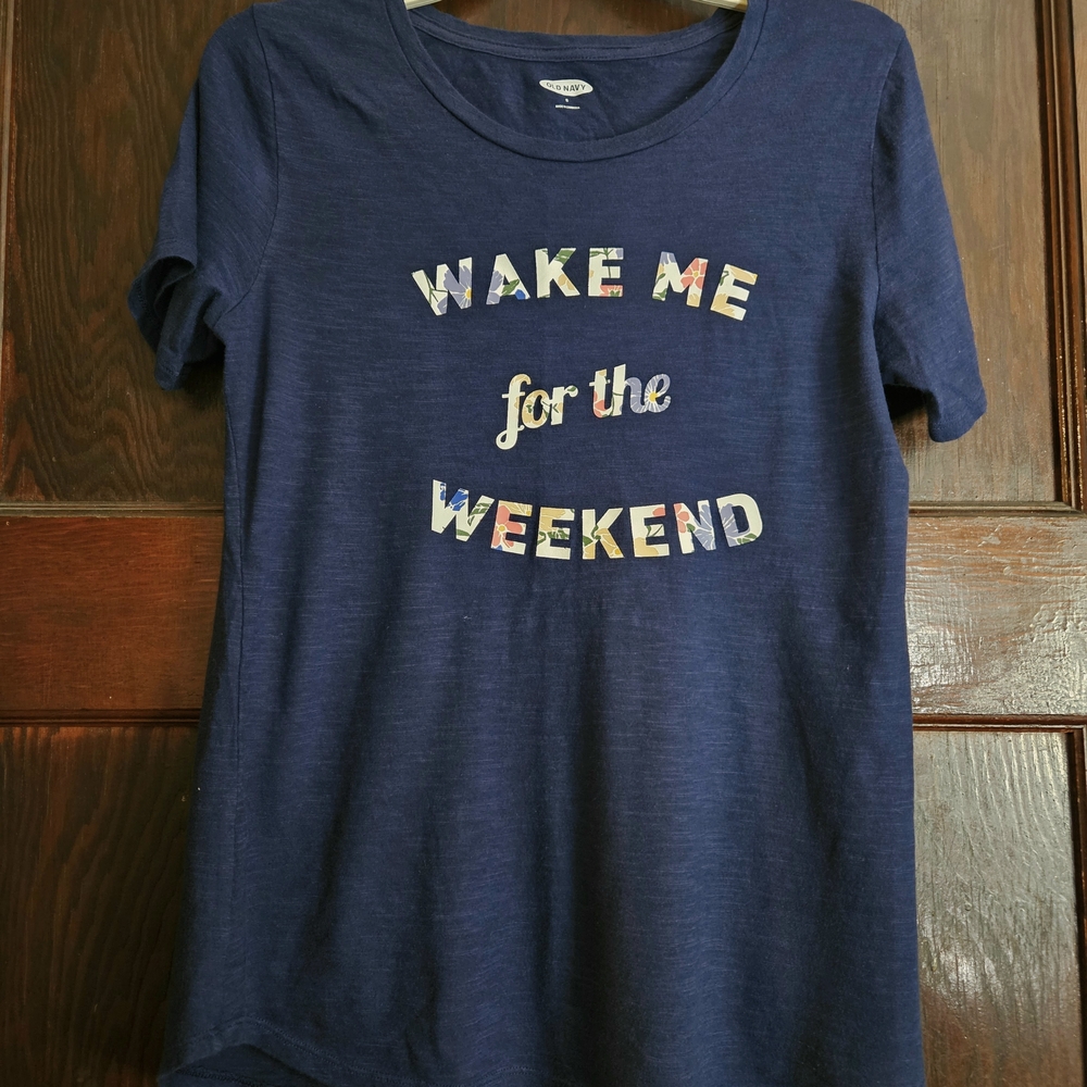 Old Navy Navy Blue Graphic Tee - Wake Me for the Weekend